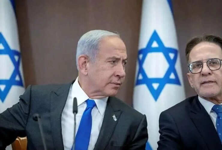 هانزاله همچنین فیلمی از مهمانی های خصوصی رئیس دفتر نتانیاهو منتشر کرد