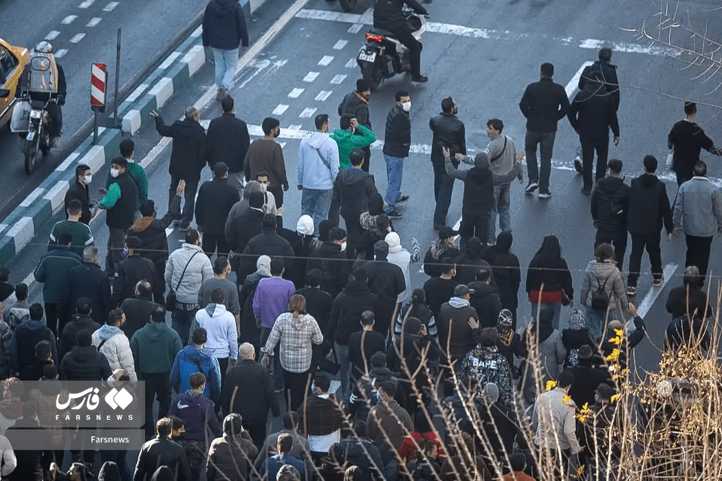 گزارش تصویری از تجمع امروز در خیابان لاله زار و مرکز تهران 8 5