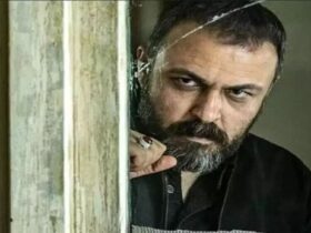 علیرضا کمالی در «سمفونی باران» شرکت کرد. 11 علیرضا کمالی در «سمفونی باران» شرکت کرد.