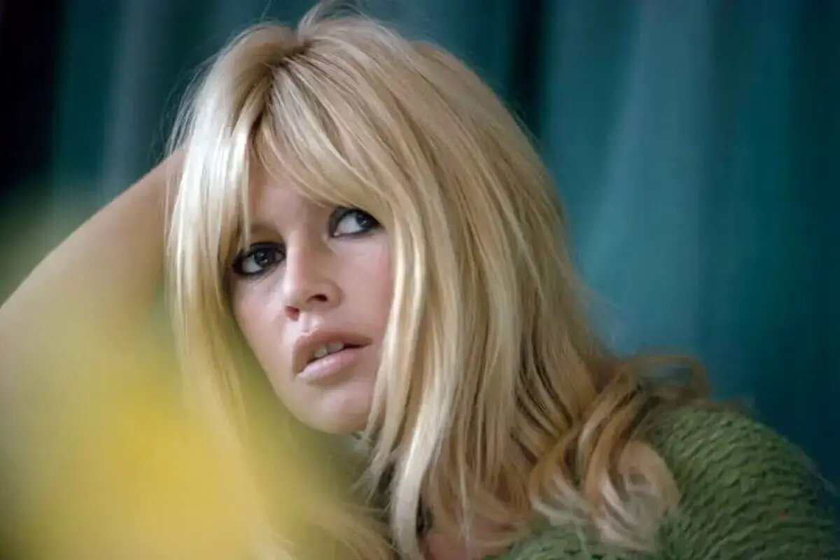 بریژیت باردو می خواست در خانه دفن شود، دولت گفت نه 1 بریژیت باردو می خواست در خانه دفن شود، دولت گفت نه