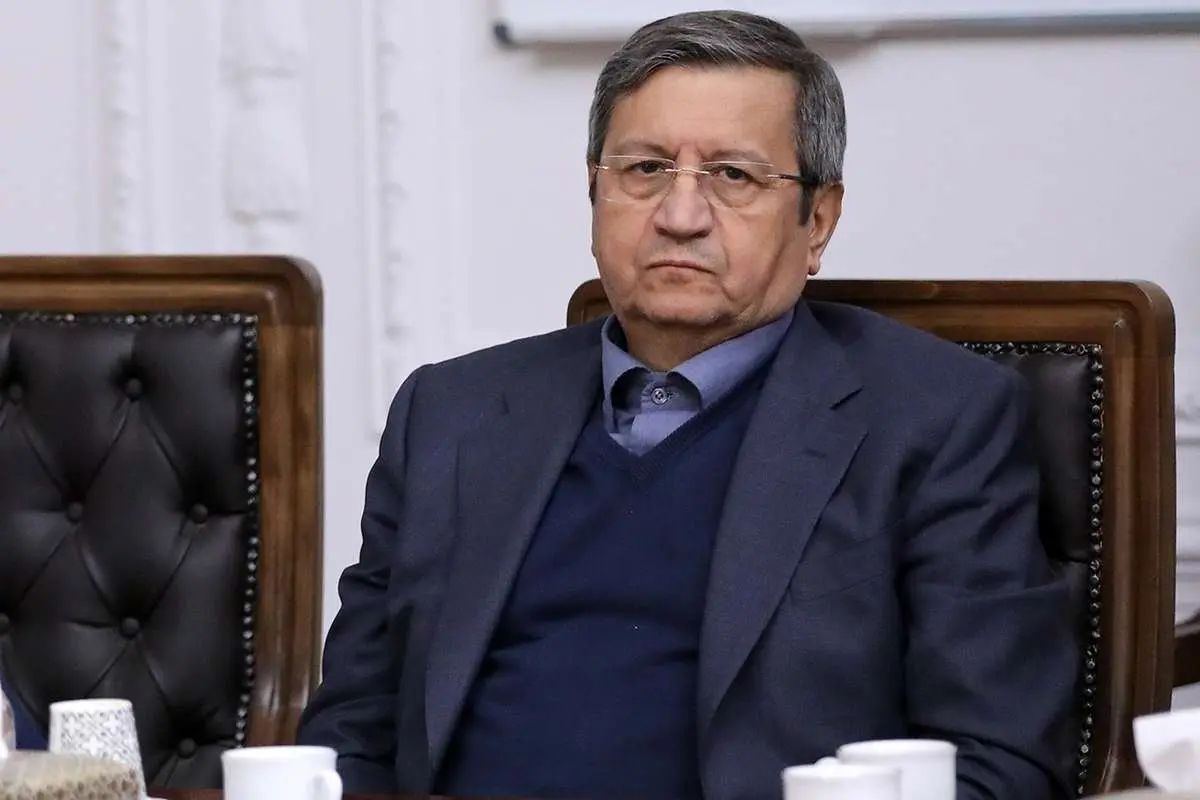 همتی رسما رئیس کل بانک مرکزی شد/ سه محور از برنامه های رئیس جمهور جدید 1 همتی رسما رئیس کل بانک مرکزی شد/ سه محور از برنامه های رئیس جمهور جدید