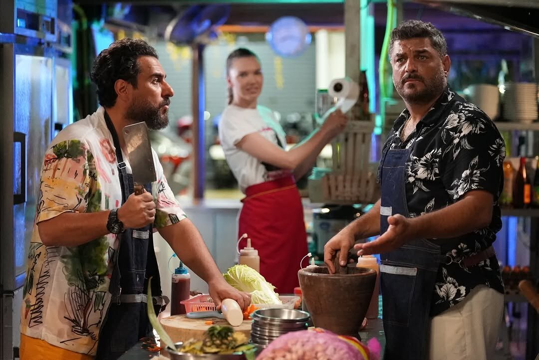 سام درخشانی و محسن کیایی در «جزیره جیمز باند»; 2 کمدی منتشر شد 1 سام درخشانی و محسن کیایی در «جزیره جیمز باند»; 2 کمدی منتشر شد