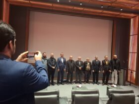 پیشنهاد تماشای مستند به وزیر امور خارجه