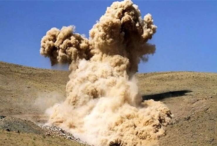 از صدای انفجار و پرواز هلیکوپتر در مشهد نگران نباشید 3 از صدای انفجار و پرواز هلیکوپتر در مشهد نگران نباشید