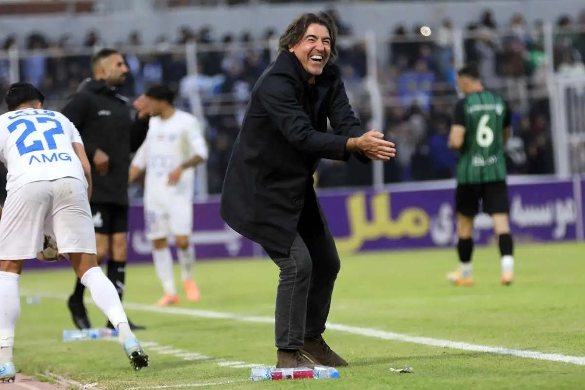 3 هفته، 3 امتیاز برای استقلال; خنده هیستریک ریکاردو