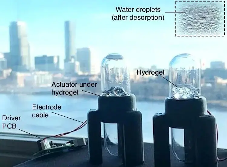 آب از هوای خشک تنها در چند دقیقه استخراج می شود! 1 آب از هوای خشک تنها در چند دقیقه استخراج می شود!