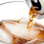 آب نبات، میوه و نوشابه؛ دشمن مخفی سیستم ایمنی بدن