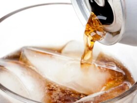 آب نبات، میوه و نوشابه؛ دشمن مخفی سیستم ایمنی بدن