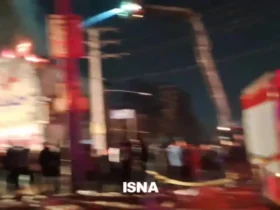 آتش سوزی بزرگ در کارگاه تولید مواد پلاستیکی در جاده ساوه