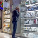 آلارم تلفن همراه به صدا درآمد