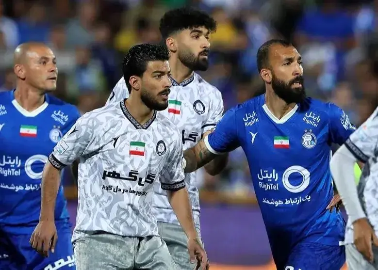 آمار عجیب دیدار استقلال و گل گهر; 11 پنالتی در 12 مسابقه!