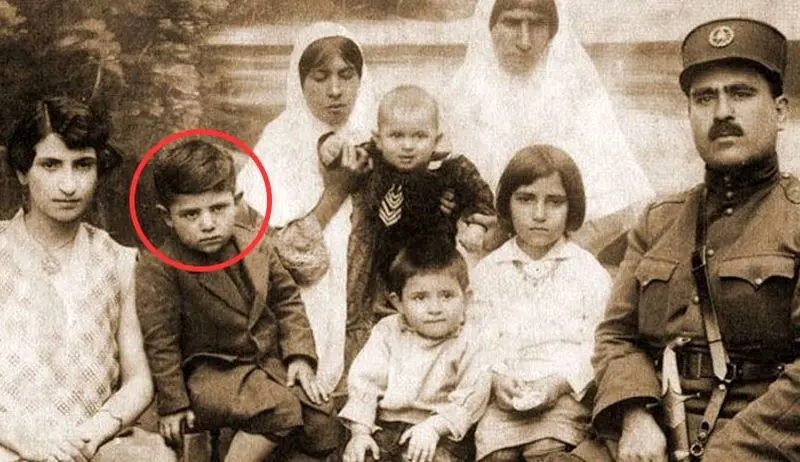 احمد شاملو; نابغه ای که شعر ناب می آفریند 4 شاملو احمد