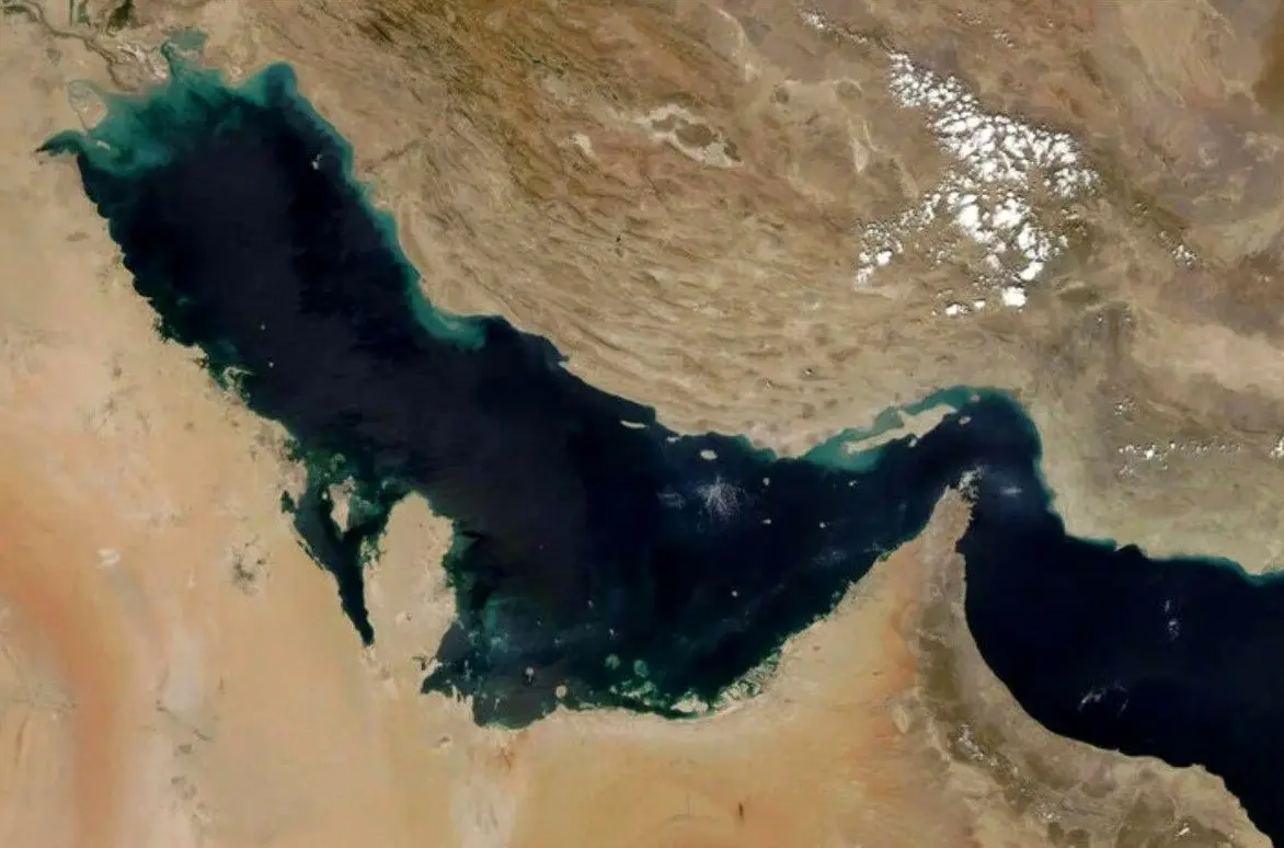 امنیت تنگه هرمز به عنوان «خط قرمز مطلق» در سند 2025 آمریکا اعلام شد.