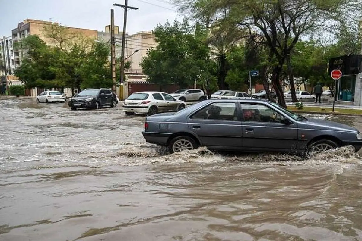 بارش شدید باران در قشم دستور تخلیه صادر شد