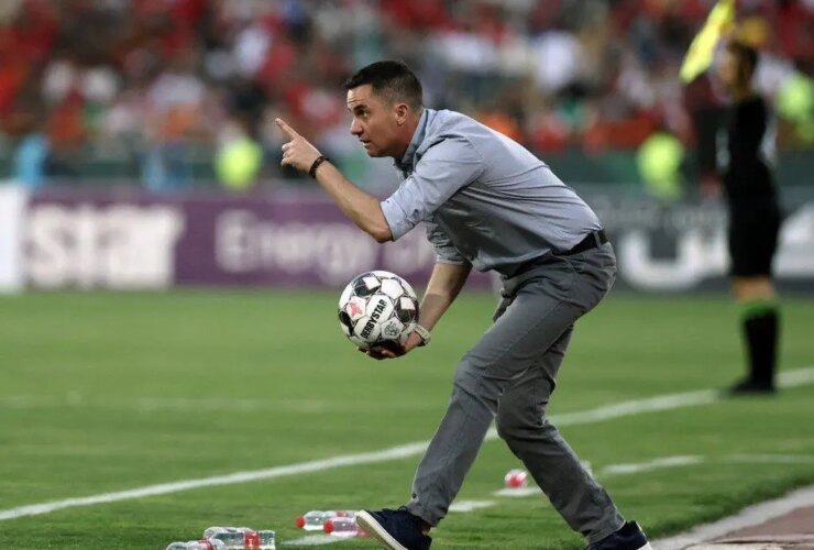 بازیکن «1+2» در لیست پخش پرسپولیس؛ منتظر تصمیم نهایی اسمار هستیم 21 بازیکن «1+2» در لیست پخش پرسپولیس؛ منتظر تصمیم نهایی اسمار هستیم