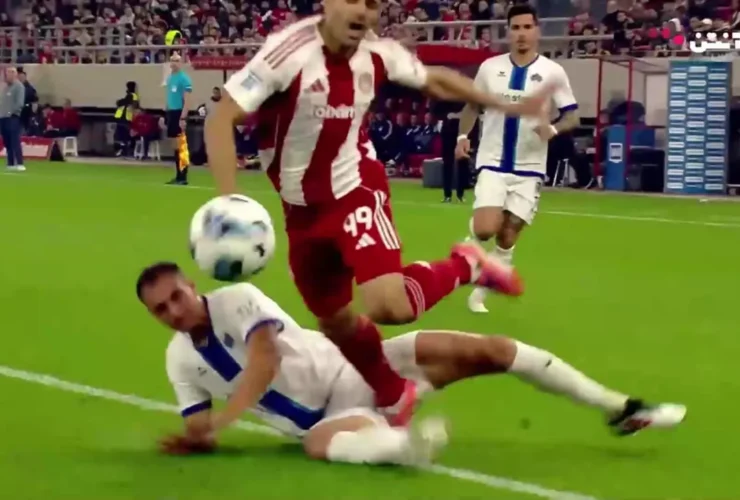 برای دیدن؛ طارمی در دقیقه 19 برای المپیاکوس مقابل کیفیسیاس گلزنی کرد. 15 برای دیدن؛ طارمی در دقیقه 19 برای المپیاکوس مقابل کیفیسیاس گلزنی کرد.