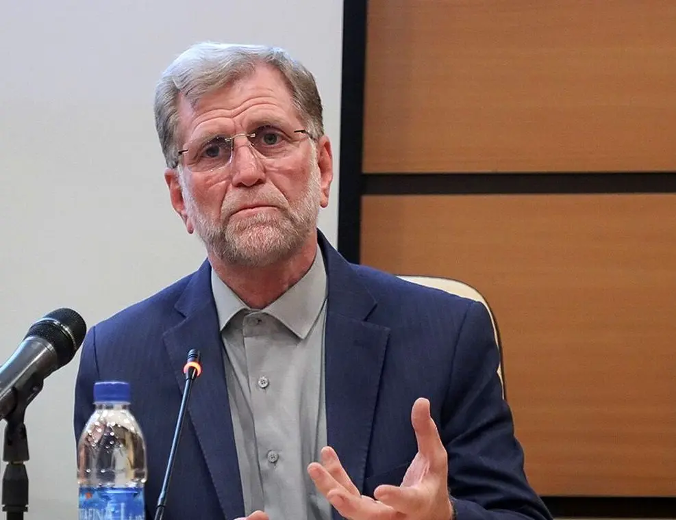 برخی از دولتمردان تمایل خود را برای افزایش نرخ ارز و لغو ارز ترجیحی اعلام کردند که در افزایش نرخ ارز موثر بود/ اقتصاد کشور درگیر شوک ها و آشفتگی های سیاسی است. 1 برخی از دولتمردان تمایل خود را برای افزایش نرخ ارز و لغو ارز ترجیحی اعلام کردند که در افزایش نرخ ارز موثر بود/ اقتصاد کشور درگیر شوک ها و آشفتگی های سیاسی است.