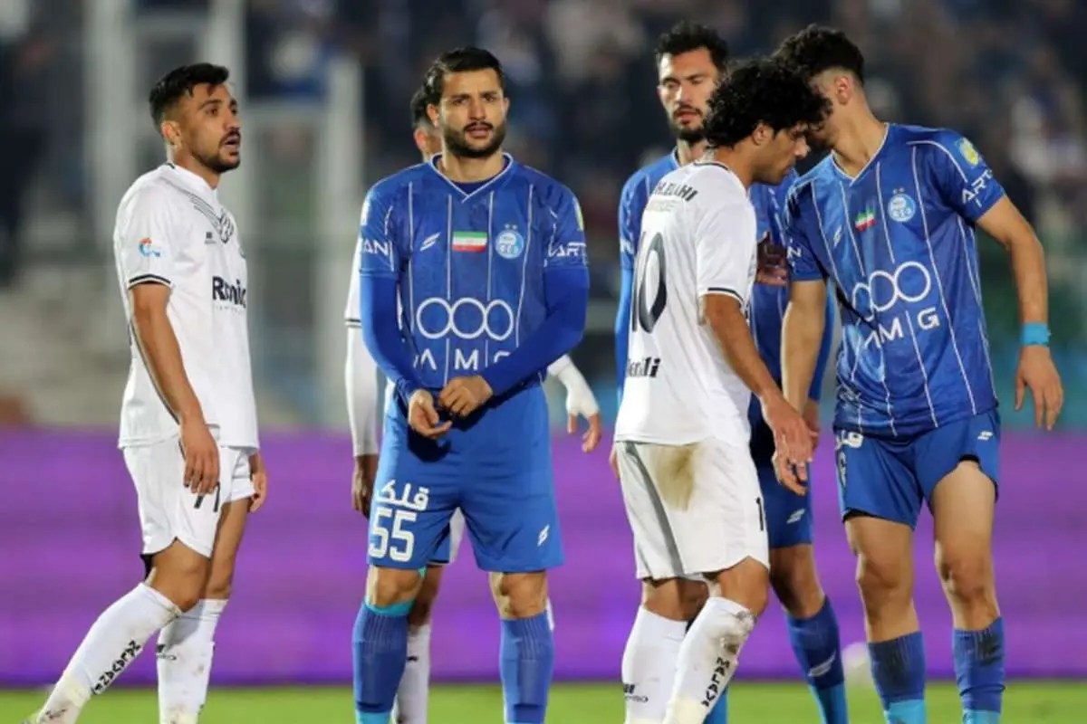 بلاتکلیفی در خط دفاعی استقلال مقابل المحرق