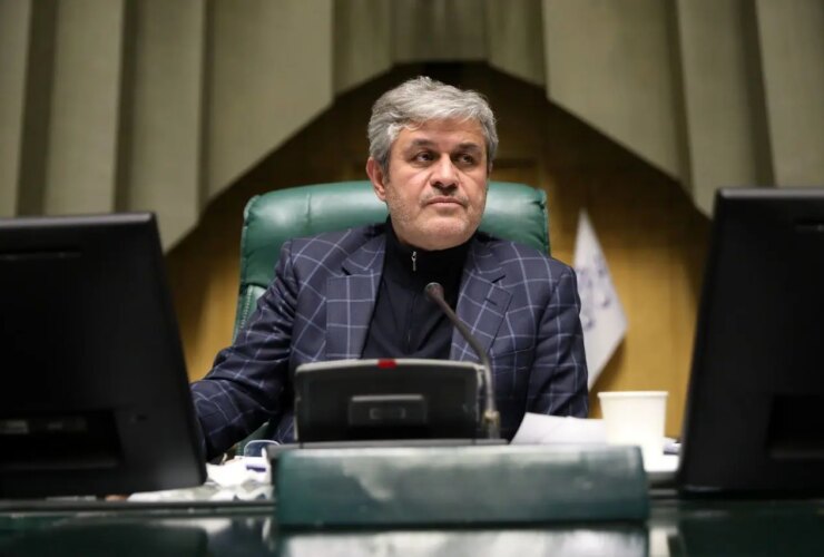 تاجگردون: مجلس درصدد افزایش حقوق کارمندان در سال آینده است