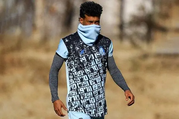 تحول عجیب رامین رضاییان در استقلال; شما اجازه ندارید جایی بروید! 32 تحول عجیب رامین رضاییان در استقلال; شما اجازه ندارید جایی بروید!