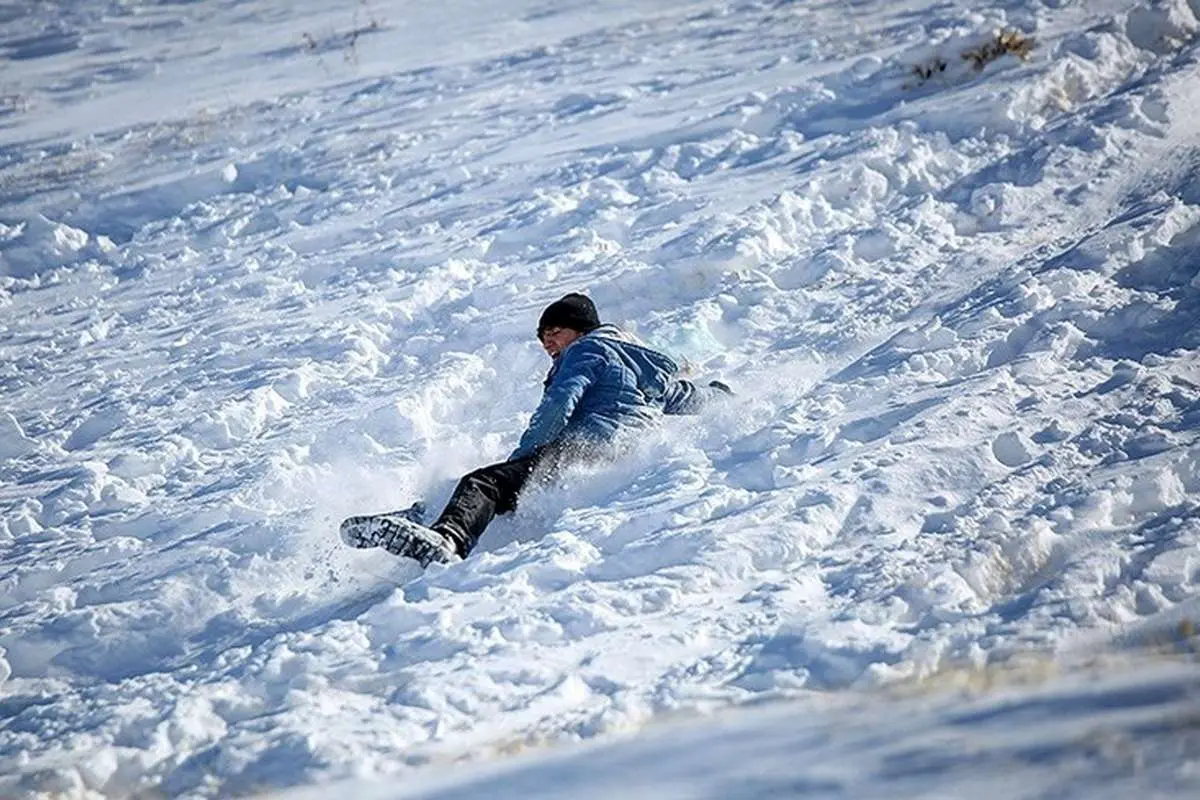 تصاویر; فعالیت برف در سنندج