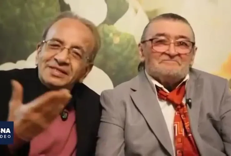 تولد ۷۵ سالگی رضا رویگیری در کنار جمعی از اهالی هنر 27 تولد ۷۵ سالگی رضا رویگیری در کنار جمعی از اهالی هنر