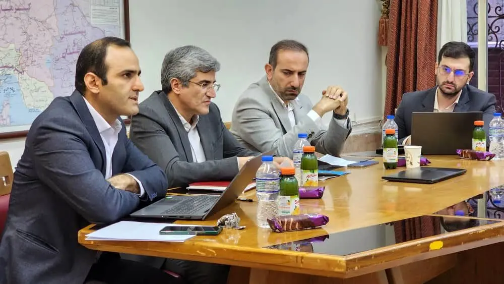 دعوت بی پاسخ تامین اجتماعی در جلسه بیمه اجباری سکوی رانندگان 1 دعوت بی پاسخ تامین اجتماعی در جلسه بیمه اجباری سکوی رانندگان