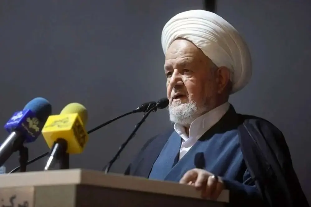 رئیس اداره عقیدتی سیاسی فرماندهی کل قوا: دنیا به دو قسمت اهل بیت و یهود تقسیم شده است.