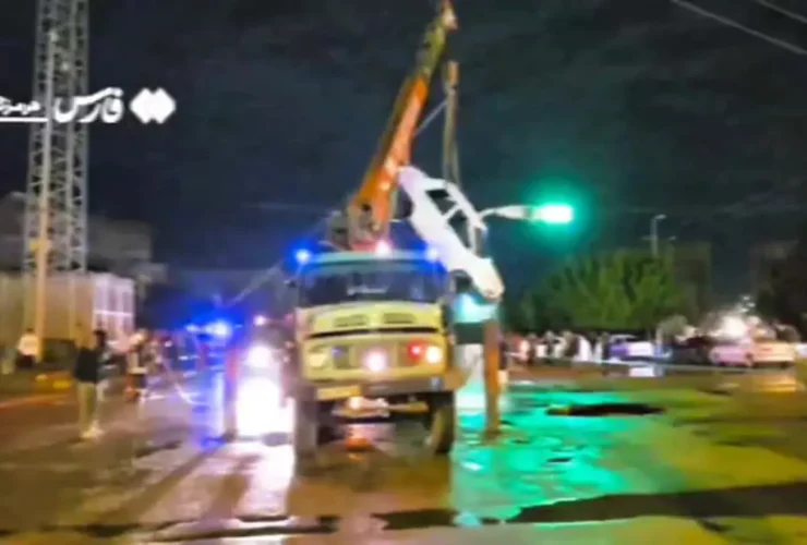 ریزش زمین در بندرعباس باعث فروریختن غرور شد