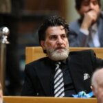 ستاره سابق استقلال به این دو بازیکن حمله کرد: یک تیم 9 نفره با خود دارند!