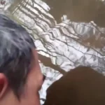 سربازان روسی آب گل آلود می نوشند