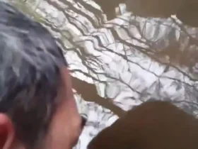 سربازان روسی آب گل آلود می نوشند 9 سربازان روسی آب گل آلود می نوشند