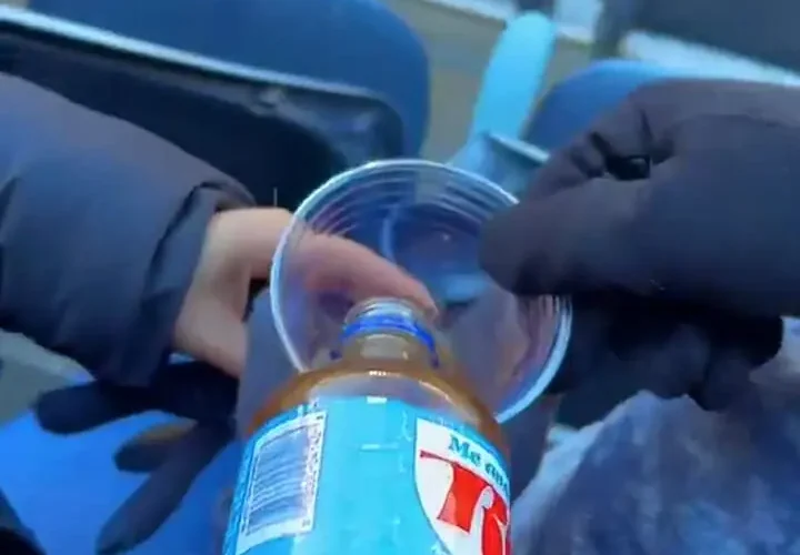 سودای منجمد در دمای منفی 13 درجه استادیوم شیکاگو