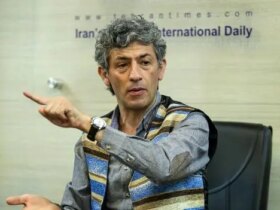 سیروس همتی در کنار همسر و دوقلوهایش 8 سیروس همتی در کنار همسر و دوقلوهایش