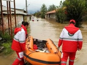 صدها خودرو در 5 استان گرفتار سیل، سیل و طوفان برف شدند.