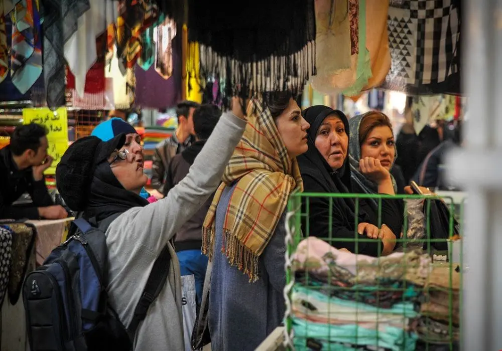 «طبقه متوسط» لوکوموتیو توسعه کشور است/ خرابش کردند، حالا برای فقرا اشک تمساح میریزند. 1 «طبقه متوسط» لوکوموتیو توسعه کشور است/ خرابش کردند، حالا برای فقرا اشک تمساح میریزند.