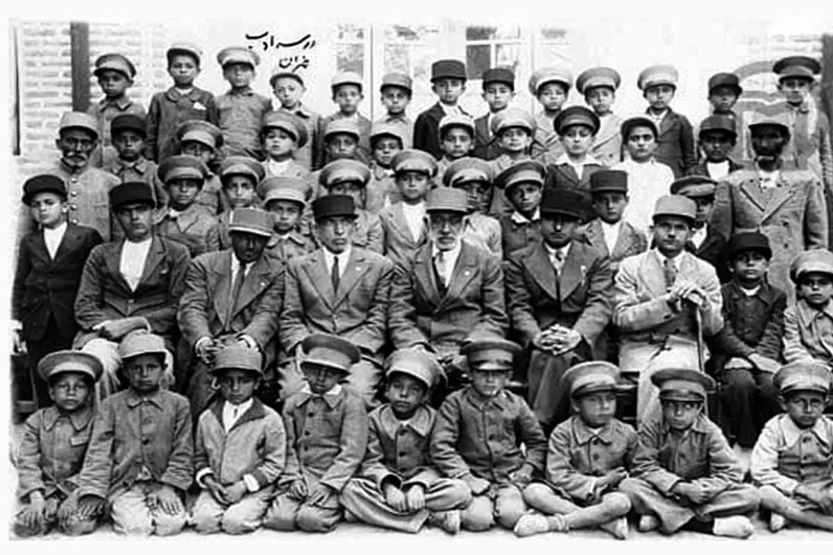 (عکس) سرویس مدرسه در اوایل دوره پهلوی