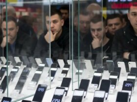 قیمت سامسونگ و شیائومی و آیفون پنج شنبه 13 آذر 1404/ ارزان ترین گوشی سامسونگ؟ 12 قیمت سامسونگ و شیائومی و آیفون پنج شنبه 13 آذر 1404/ ارزان ترین گوشی سامسونگ؟