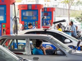 قیمت یک لیتر بنزین دقیقا چقدر است؟