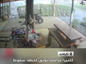 لحظه اصابت موشک ارتش کامبوج به خانه ای در تایلند 8 لحظه اصابت موشک ارتش کامبوج به خانه ای در تایلند