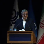 ما در سنگر تولید داخلی پاسخ استکبار جهانی را می دهیم