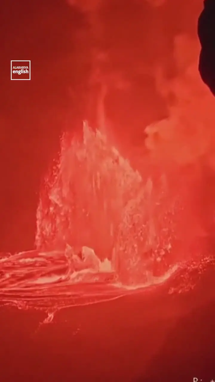 ماجراجویی خطرناک بدون تجهیزات ایمنی در کنار گدازه های آتشفشان هاوایی 1 ماجراجویی خطرناک بدون تجهیزات ایمنی در کنار گدازه های آتشفشان هاوایی