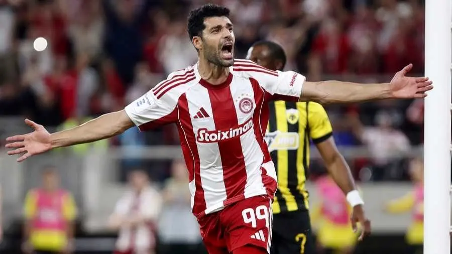 مداحی رسانه های یونانی: مهدی طارمی; قاتل خونسرد و با استعداد ایرانی!