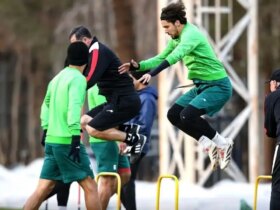 مصدومیت «2+1» از ناحیه دست عثمر؛ وضعیت پرسپولیس شبیه هوای تهران است! 8 مصدومیت «2+1» از ناحیه دست عثمر؛ وضعیت پرسپولیس شبیه هوای تهران است!