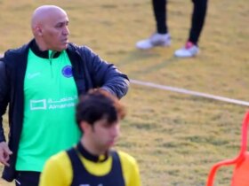 منصوریان در تلاش است تا نظر دو دوست ایرانی خود را جلب کند. دانشجو یک هافبک استقلالی و یک مهاجم پرسپولیس دارد؟