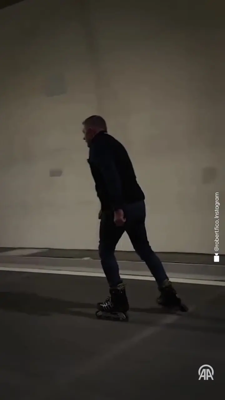 نخست وزیر اسلواکی از تونل تازه ساخته شده عبور کرد