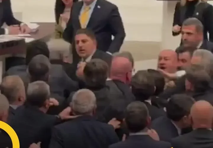 نمایندگان مجلس ترکیه جان خود را از دست دادند