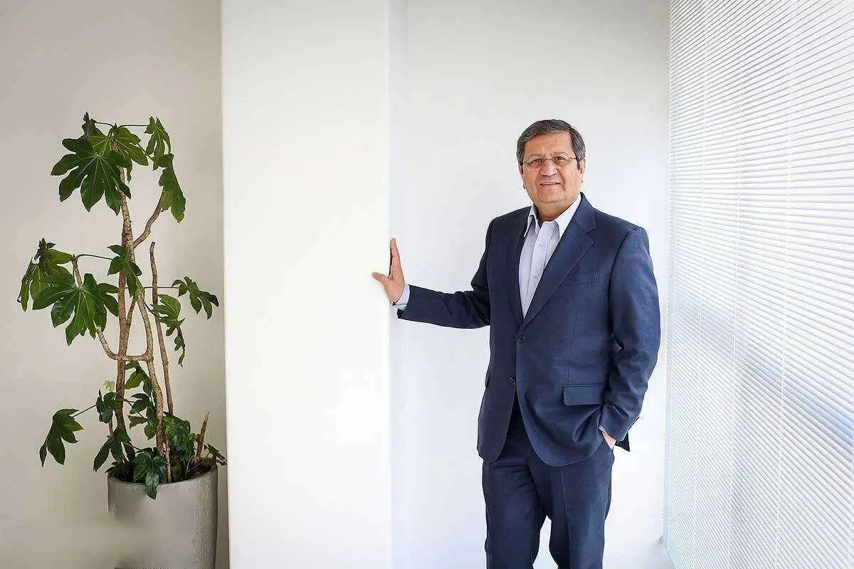 نمایی از مکان همتی در ساختمان میرداماد