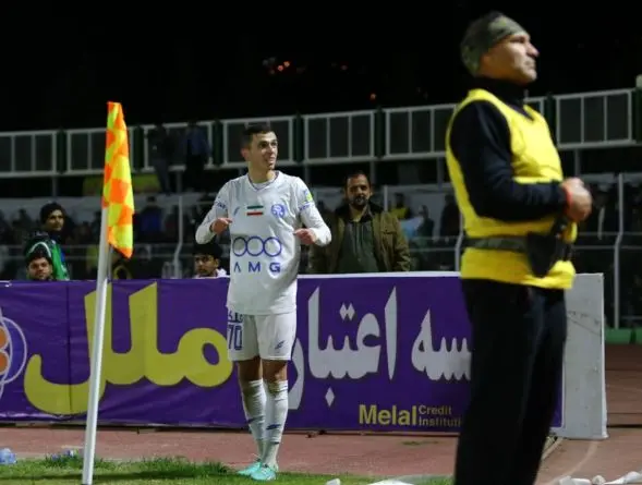 پاسخ آسان به پرتاب بطری و موقعیت های بند آمدن 9 پاسخ آسان به پرتاب بطری و موقعیت های بند آمدن