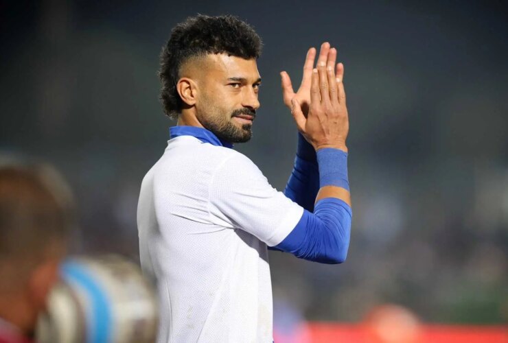 پایان عشق یک طرفه رامین و استقلال; پایان خوشی نداشت!